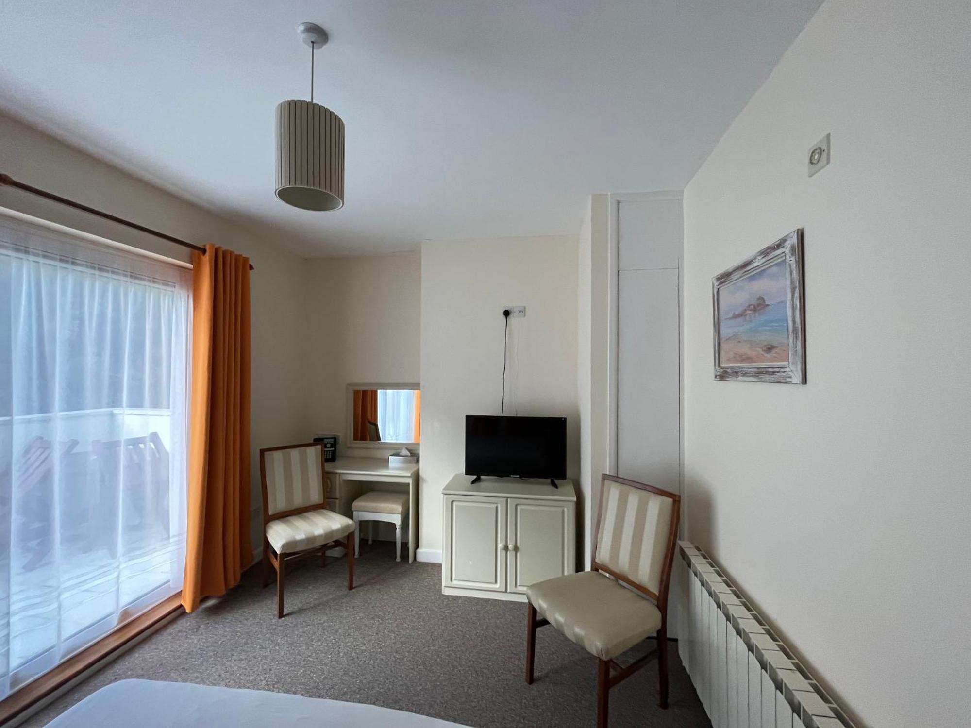 The Prince Of Wales Hotel St Ouen's Esterno foto
