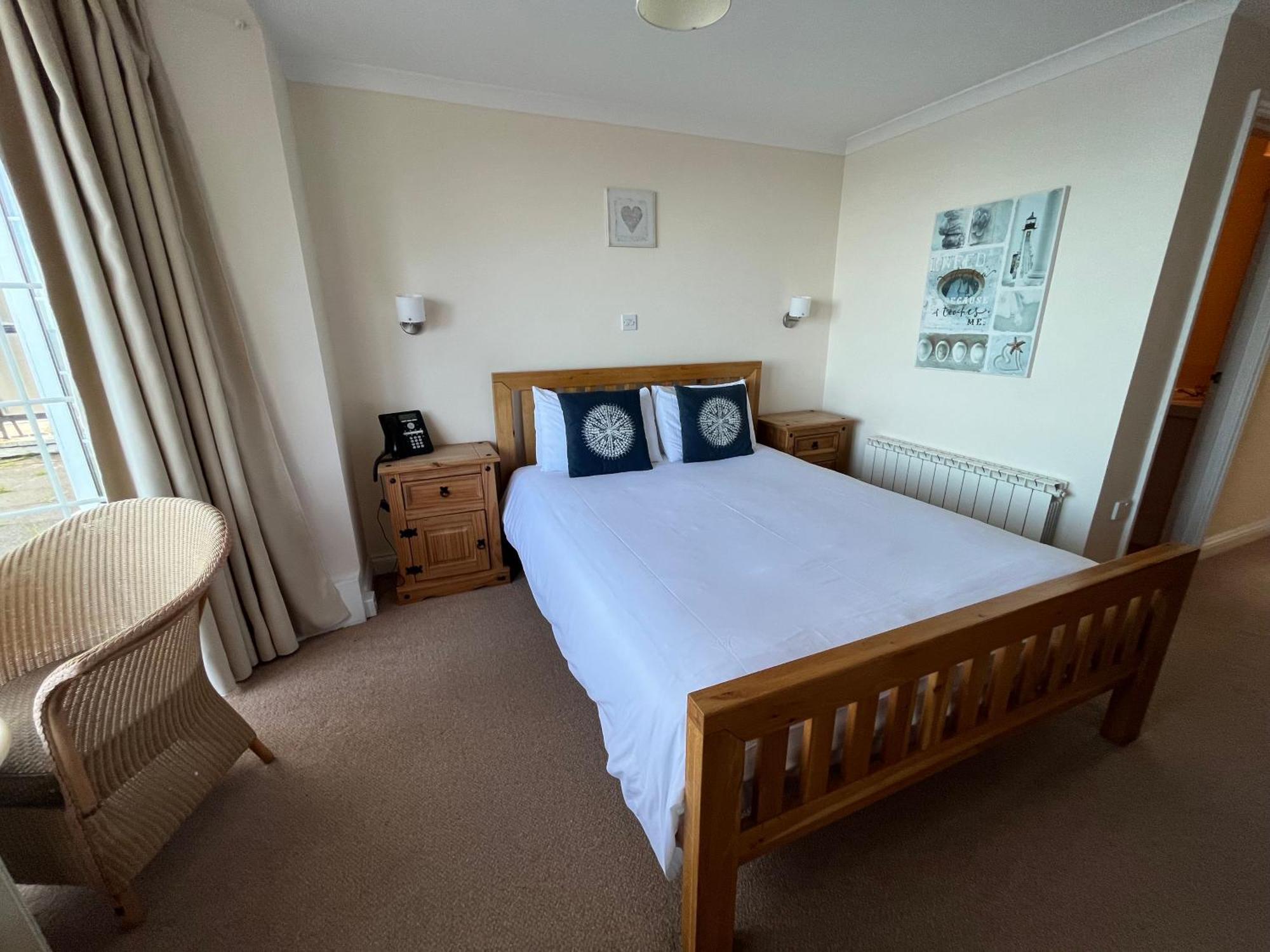 The Prince Of Wales Hotel St Ouen's Esterno foto